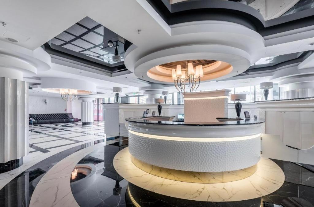 Hanza Tower Szczecin, Floor 21, City - River View 외부 사진